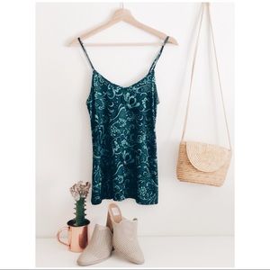 BKE - Buckle all over floral tank